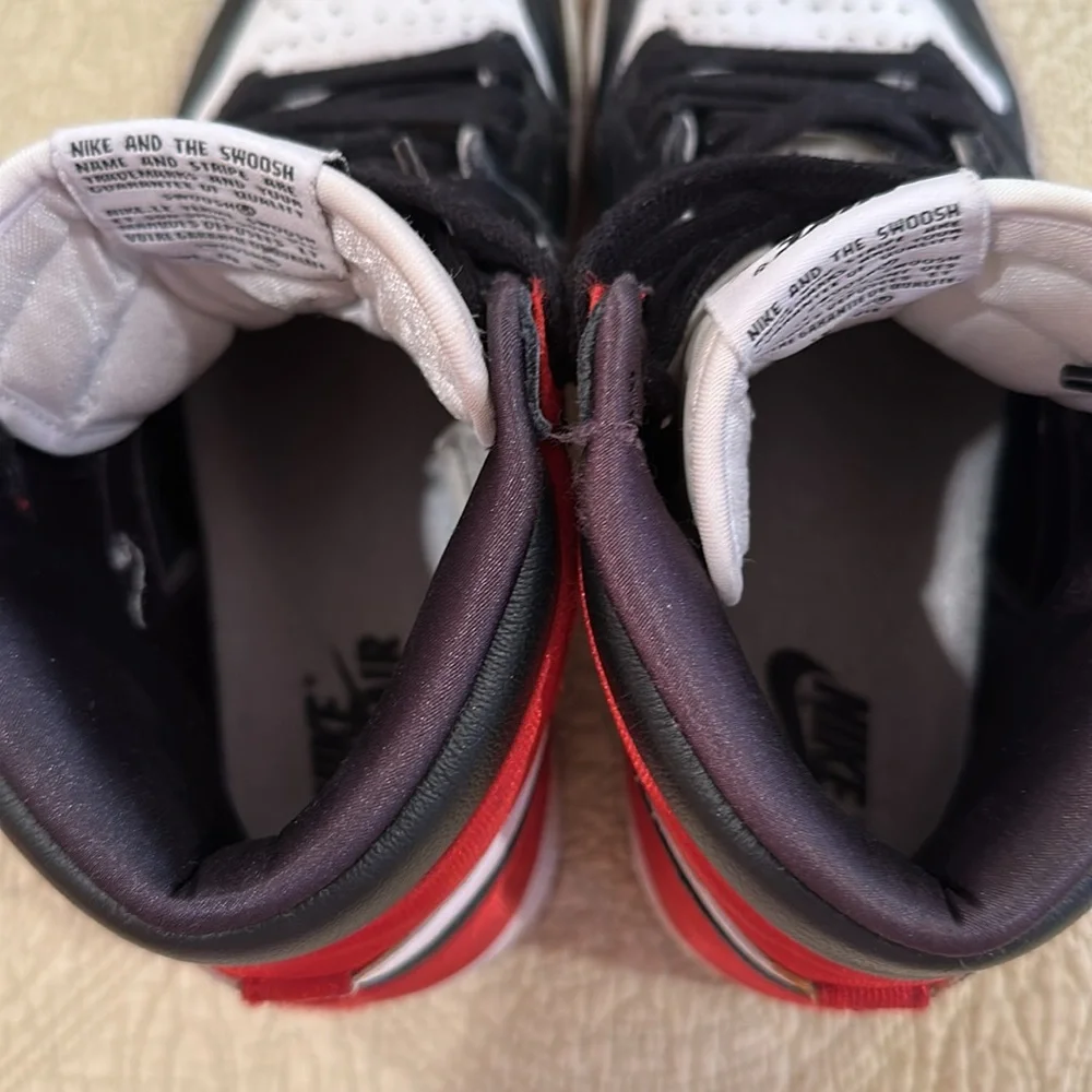 Nike Air Jordan woman’s size 8.5 - Picture 5 of 6